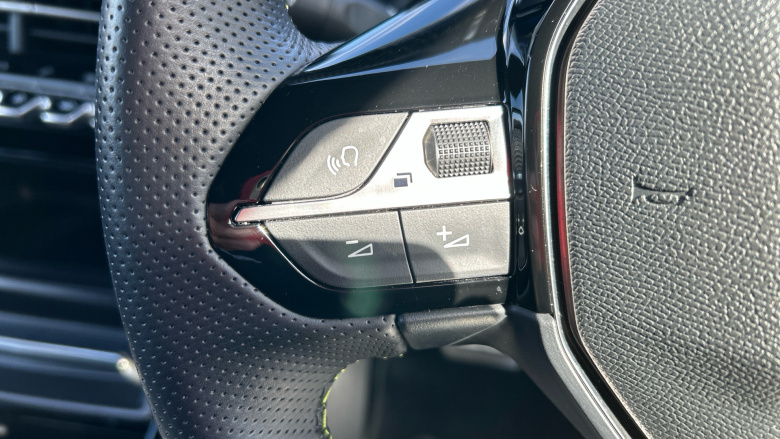 Peugeot 2008 100kW GT 50kWh 5dr Auto Electric Estate